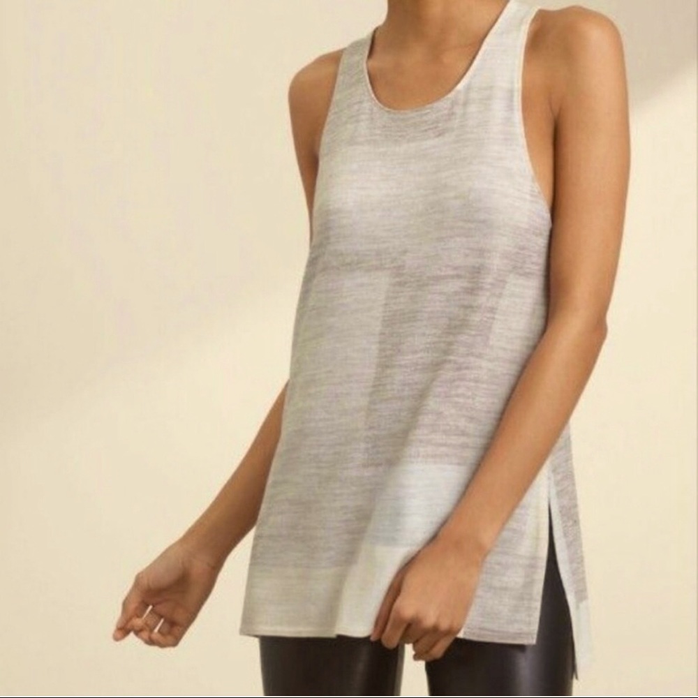 Aritzia Wilfred Free sleeveless tank top size XS